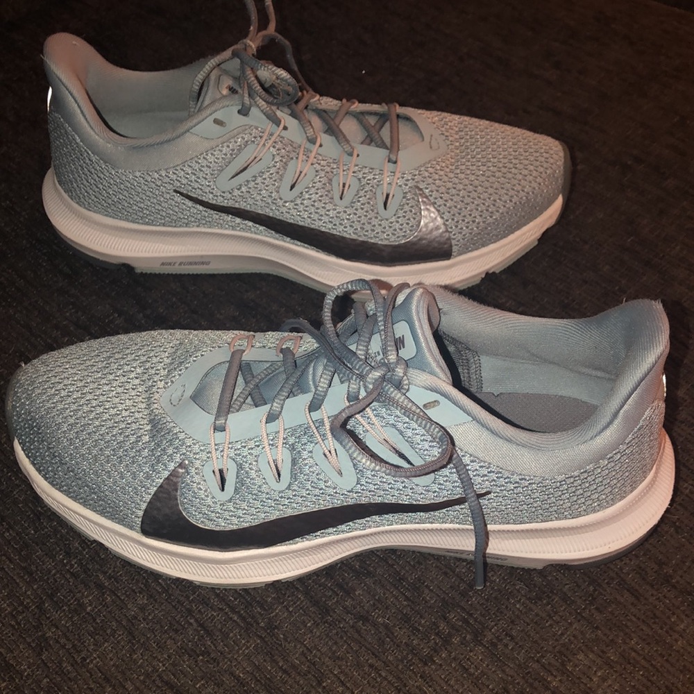 Women’s Nike light bluish grey sneakers, size 7.
